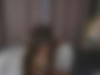 Live cam show with MyeshaSoulia - Average on xxxlivecams.org