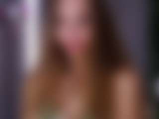 Live cam show with MyeshaSoulia - Average on Camsoda