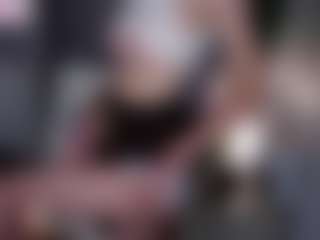 Live cam show with MyeshaSoulia - Average on Camiplay Live