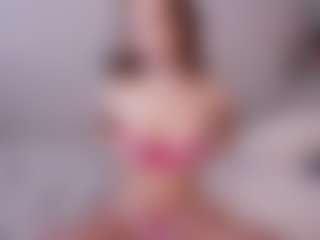 Live cam show with MyeshaSoulia - Brown Hair on Camsoda