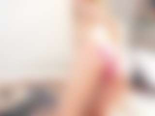 Live cam show with MyeshaSoulia - Blue Eyes on SpunkLive