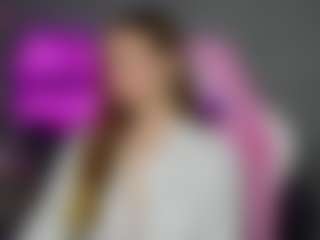 Live cam show with Olivia - Joi on eurowanks.com