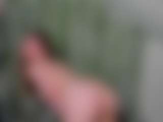 Live cam show with Olivia - Bikini on AdultVida.com