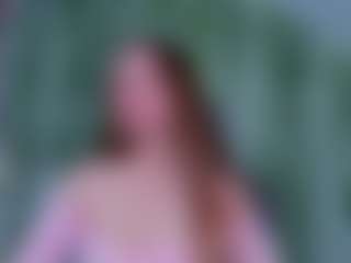 Live cam show with Olivia - White Curvy on CSO-WL
