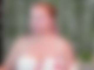 Live cam show with Virginia-Robinson - Moan on sexylive.show