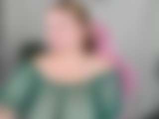 Live cam show with Virginia-Robinson - Dress on CamClone