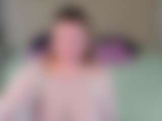 Live cam show with Virginia-Robinson - Shaved on Latina Girls