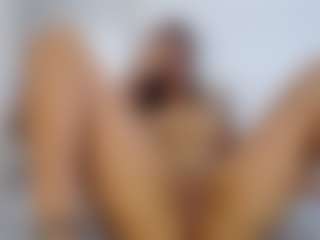 Live cam show with I'm Luna - Bondage on Camming Site