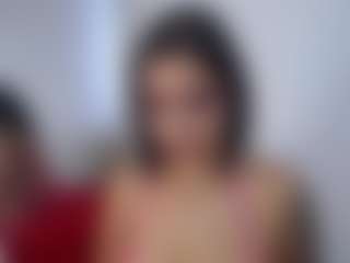 Live cam show with I'm Luna - Small Tits on Hubzter Live