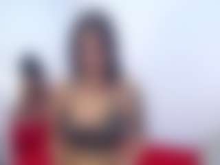 Live cam show with I'm Luna - Skinny on SinfulBabes