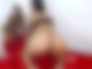 Live cam show with I'm Luna - Spank on xplaylive.com