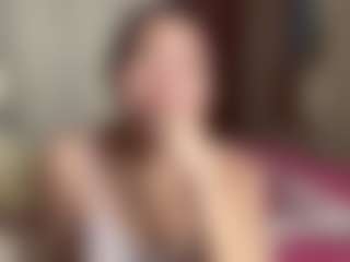 Live cam show with Kama - Camel Toe on madthumbs