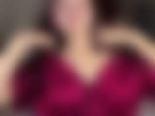 Live cam show with Kama - Mature on Camsoda