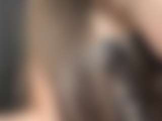 Live cam show with DeannaDobosz - Normal on boobsie.com