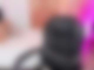 Live cam show with dulce-nicoll - Oil on SinfulBabes