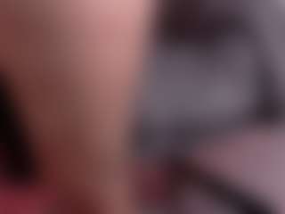 Live cam show with ELLARIOJASS - Drinking on anonymated.com