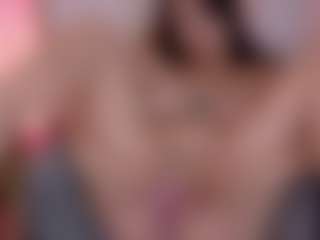ELLARIOJASS's Live Sex Cam Show