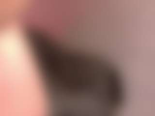 Live cam show with ELLARIOJASS - Teen (18+) on CamSodaAdn