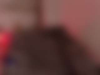 Live cam show with ELLARIOJASS - Average on Camming Site