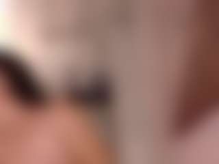 Live cam show with ELLARIOJASS - Big Ass on milfzrlive.com