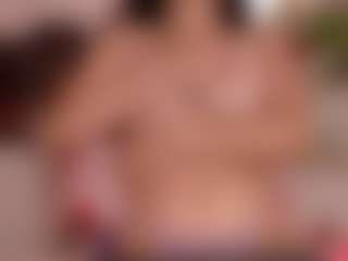 Live cam show with ELLARIOJASS - Brown Eyes on pussylord.com