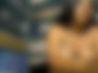 ELLARIOJASS's Live Sex Cam Show