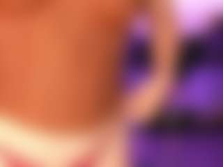 Live cam show with maggiee_1 - College on camtv