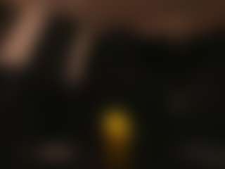 Live cam show with maggiee_1 - Average on Big Tits