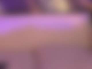 Live cam show with maggiee_1 - Facial on Hubzter Live