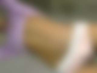 Live cam show with Exotic-Ebonny - Average on xheatlive.com