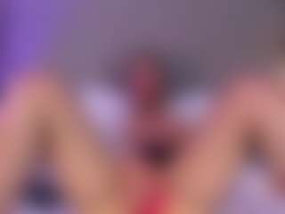 IvyRous's Live Sex Cam Show