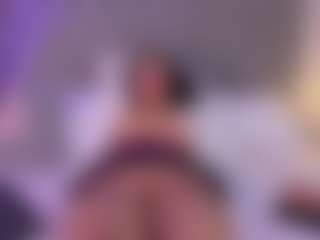 IvyRous's Live Sex Cam Show