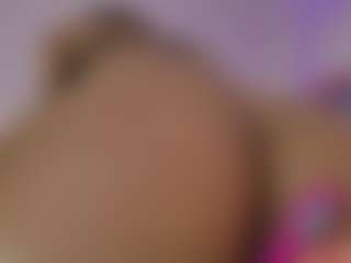 Kittymyers01's Live Sex Cam Show