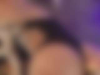 Live cam show with Kittymyers01 - Thin on Dolls Live