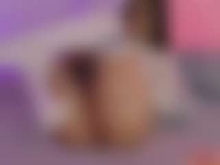 Live cam show with Kittymyers01 - Shaved Pussy MILF on https://playwithruby.com