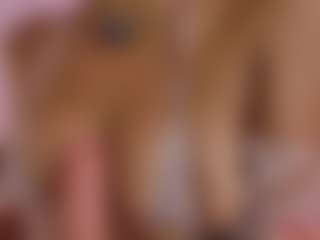 Kittymyers01 MILF webcam performer live streaming
