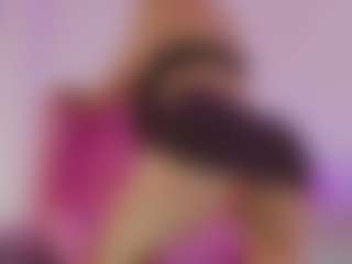 Live cam show with Kittymyers01 - Colombia MILF on liverealitysex.com
