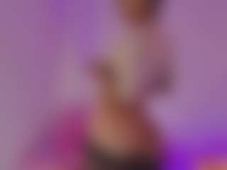 Kittymyers01's Live Sex Cam Show