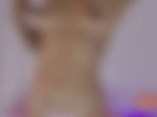 Kittymyers01's Live Sex Cam Show