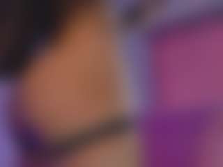 Live cam show with Kittymyers01 - Thin on Camsoda