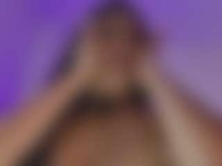 Live cam show with Kittymyers01 - Lush on Camsoda