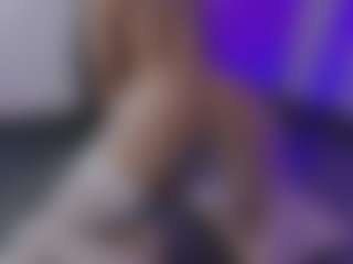 Kittymyers01's Live Sex Cam Show