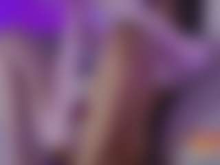Live cam show with Kittymyers01 - Drinking on fapnchat