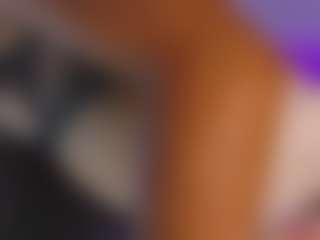 Live cam show with Kittymyers01 - Brown Eyes on sexytreat.net