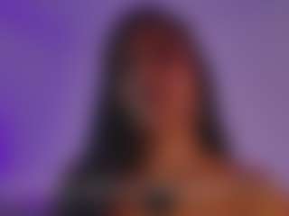 Kittymyers01 MILF webcam performer live streaming