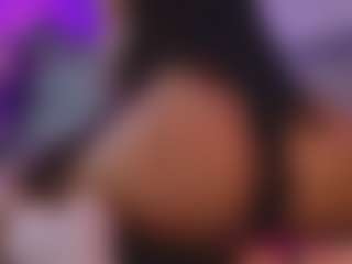 Kittymyers01's Live Sex Cam Show