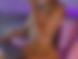 Kittymyers01's Live Sex Cam Show
