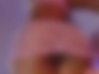 Live cam show with Kittymyers01 - Full Nudity on Camsoda