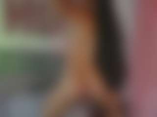 Live cam show with Kittymyers01 - Colombia on xDating