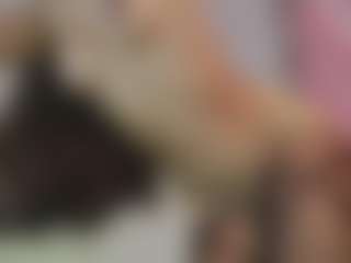 Live cam show with Kittymyers01 - Teen (18+) on Camsoda
